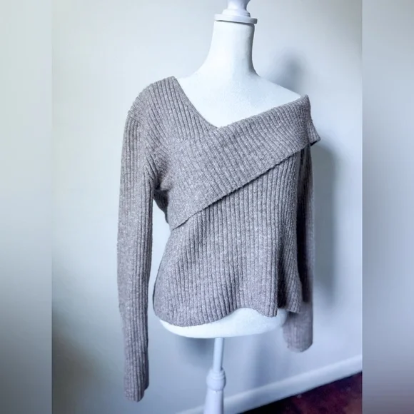 ASTR Assymetric Foldover One Shoulder Rib Sweater - Picture 8 of 12